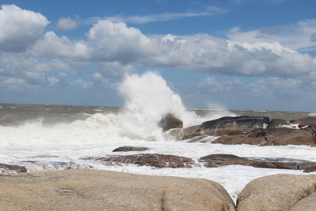 Miralejos Complejo De Apartamentos Punta Del Diablo Ruang foto